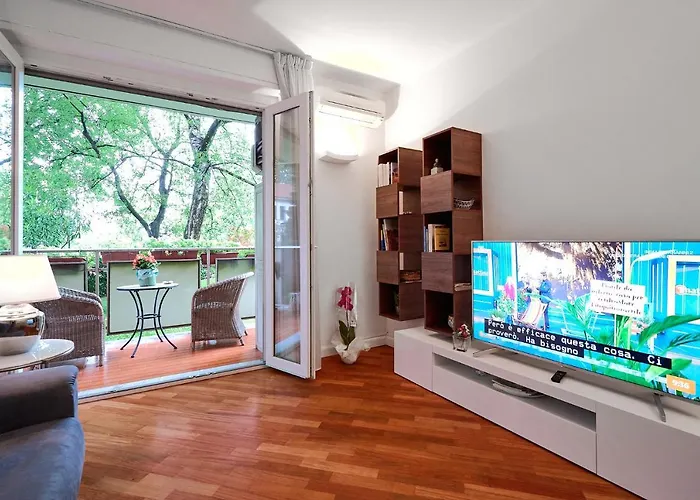 Mico Garden View Citylife Executive Apartment
